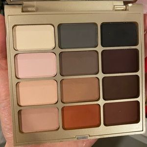 Stila matte eyeshadow palette